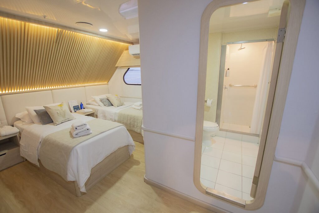 Cabin-2-Twin-or-Mat-twin-cabin-seaman-journey