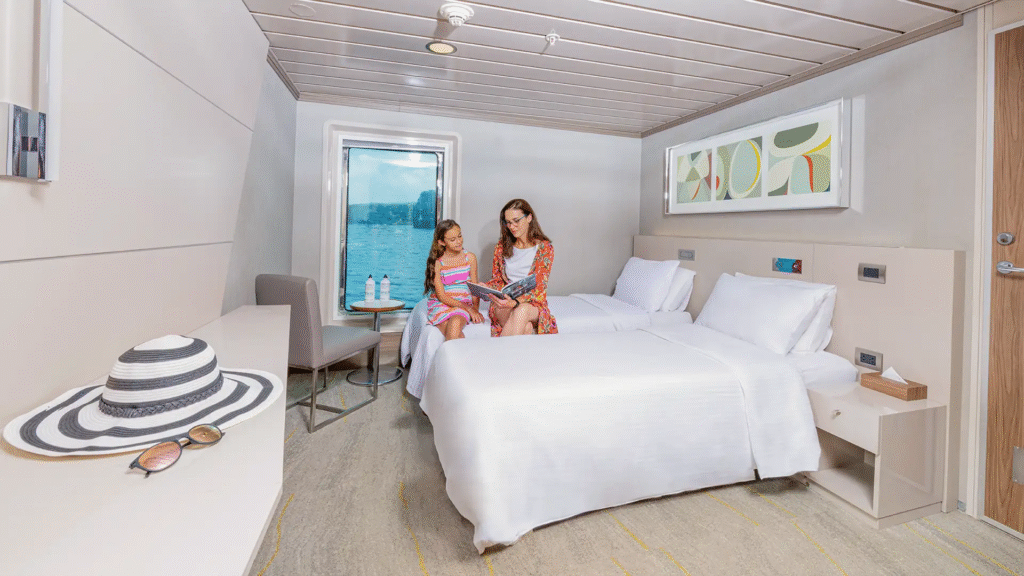 LaPinta-Luxury-twin-Cabin