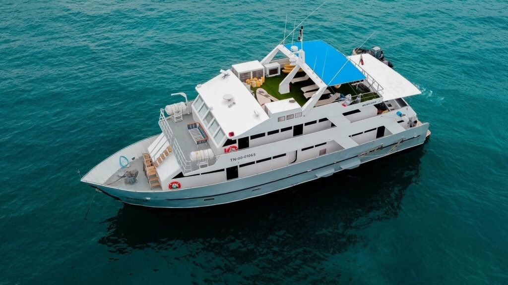 bonita-yacht-exterior-2-25-nov-2024