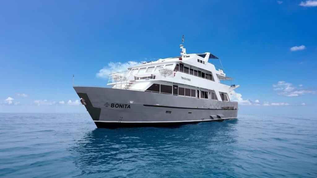 bonita-yacht-exterior-4-25-nov-2024