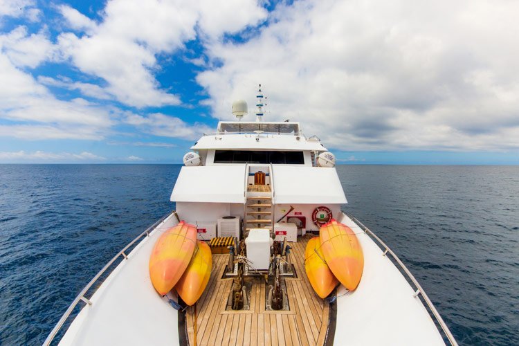 calipso-exterior-view