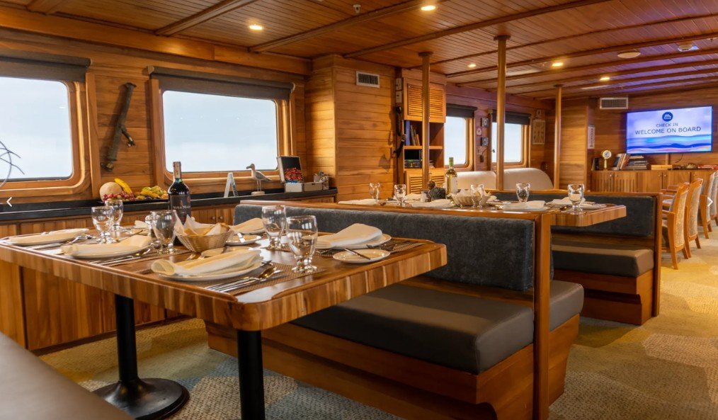 coral yachs wooden dinning place