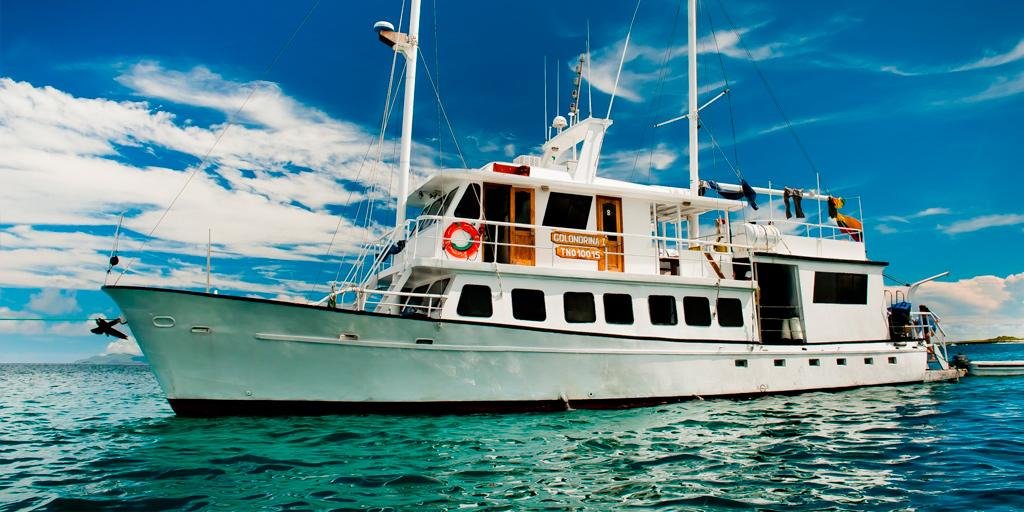 crucero-golondrina-galapagos