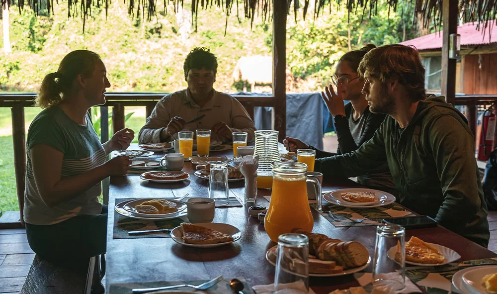 cuyabeno-lodge-food-meails-friends-ecuador-1