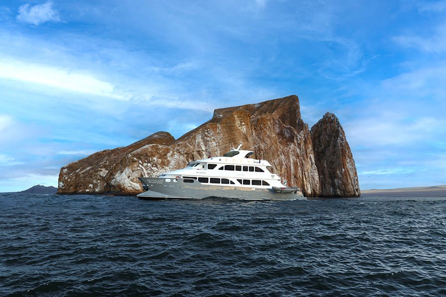 exterior3-ecogalaxy-catamaran