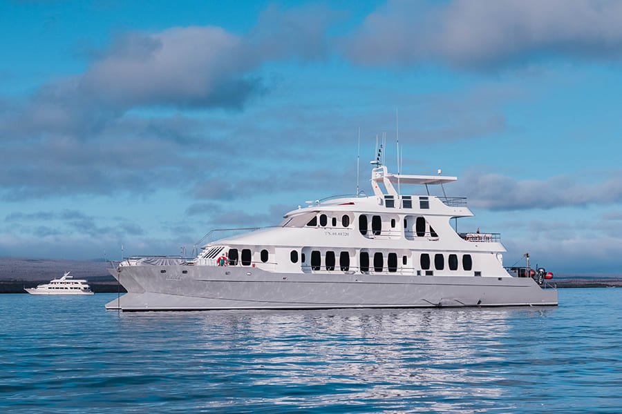 exterior8-alya-catamaran