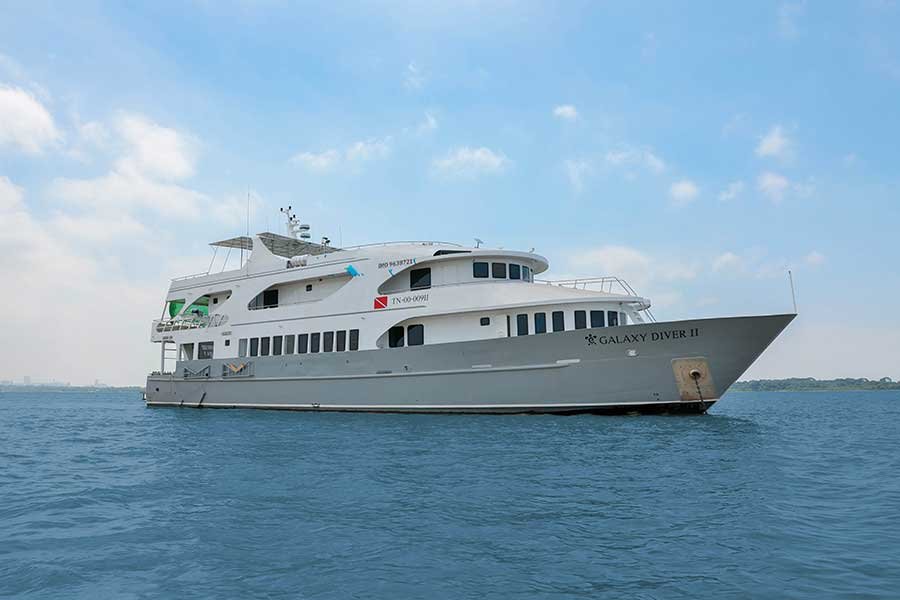 galaxy-diver-2-exterior-4