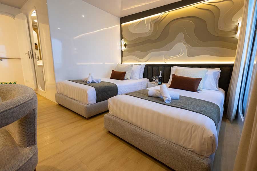 galaxy-sirius-twin-cabin-1-hd