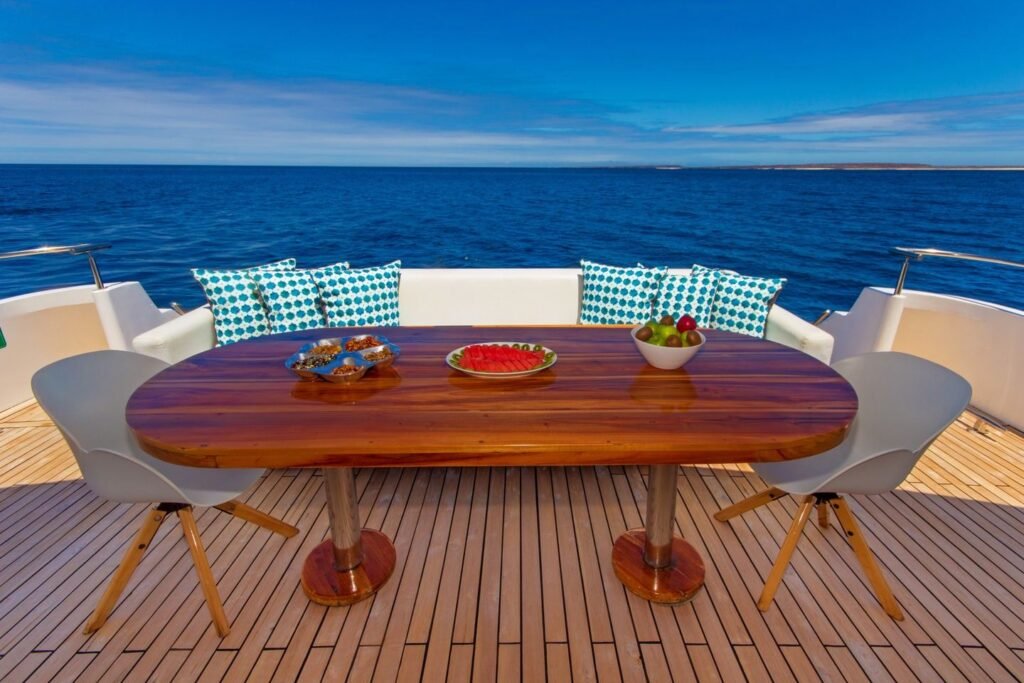 grand-majestic-al-fresco-dining2