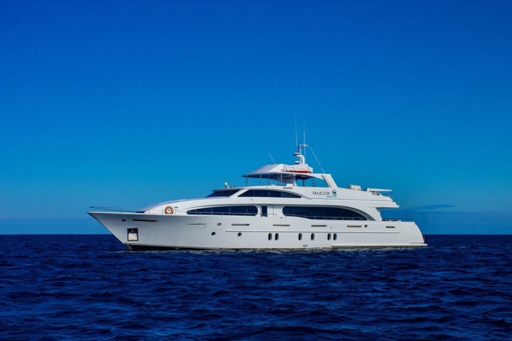 grand-majestic-exterior3