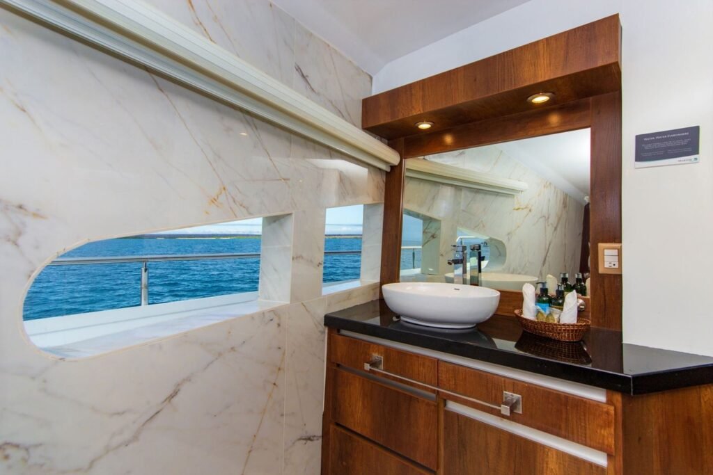 grand-majestic-suite-bathroom