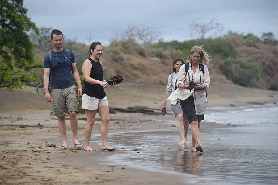 hiking3-galaxy-yacht