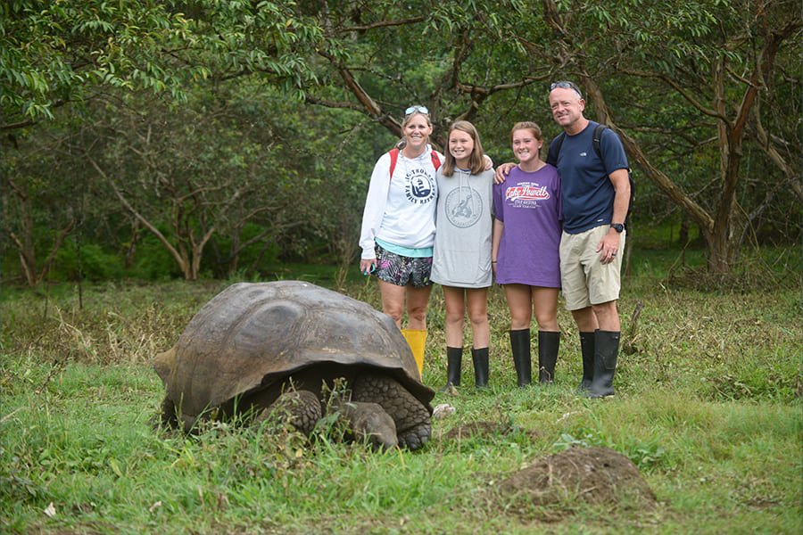 hiking4-galaxy-yacht