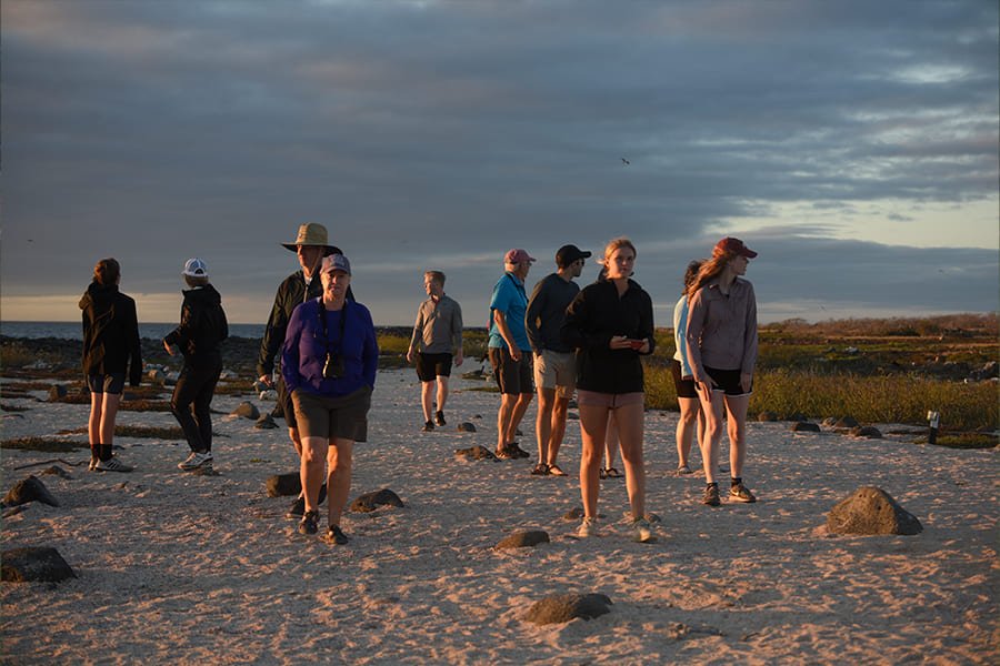 hiking6-galaxy-yacht