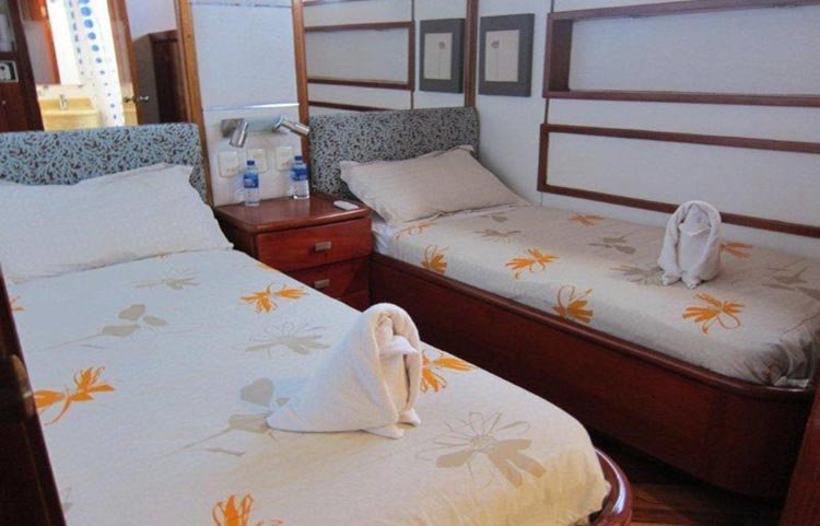 humboldt-explorer-twin-cabin