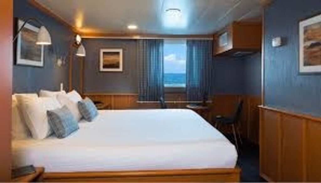 isabela-2-galapagos-cruise room