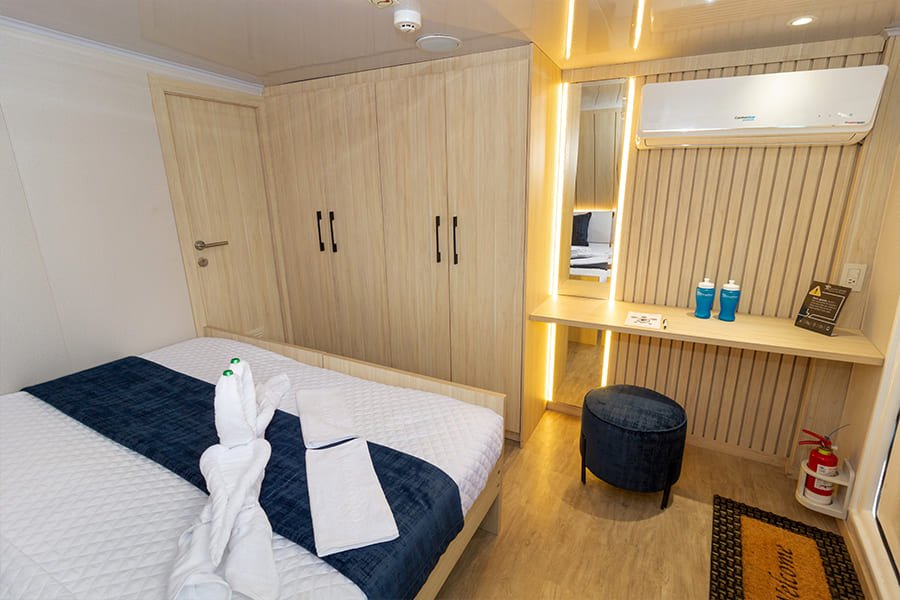 matrimonial-cabin5-galaxy-orion