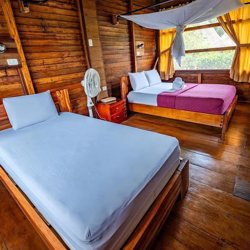 sani lodge single-cabin8