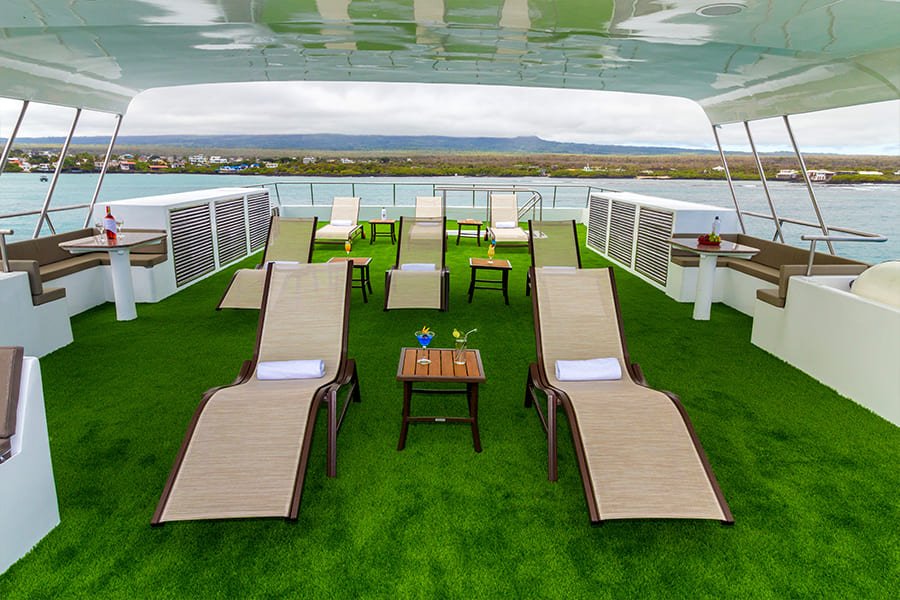 solarium1-galaxy-yacht