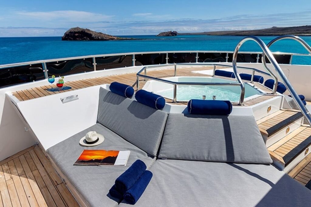 sundeck-jacuzzi-horizon