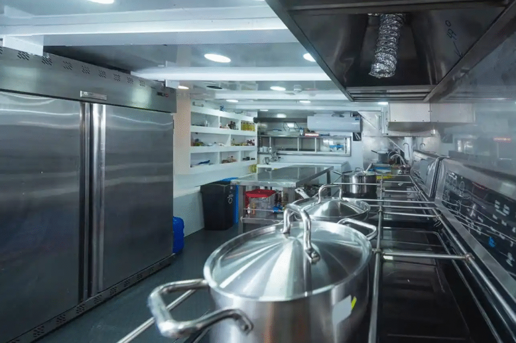 tiburon-explorer-galley